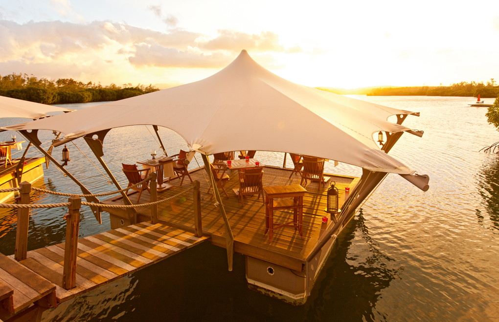 Constance Le Prince Maurice's floating restaurant, Le Barachois